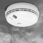 Smoke detector with smoke in the surrounding air